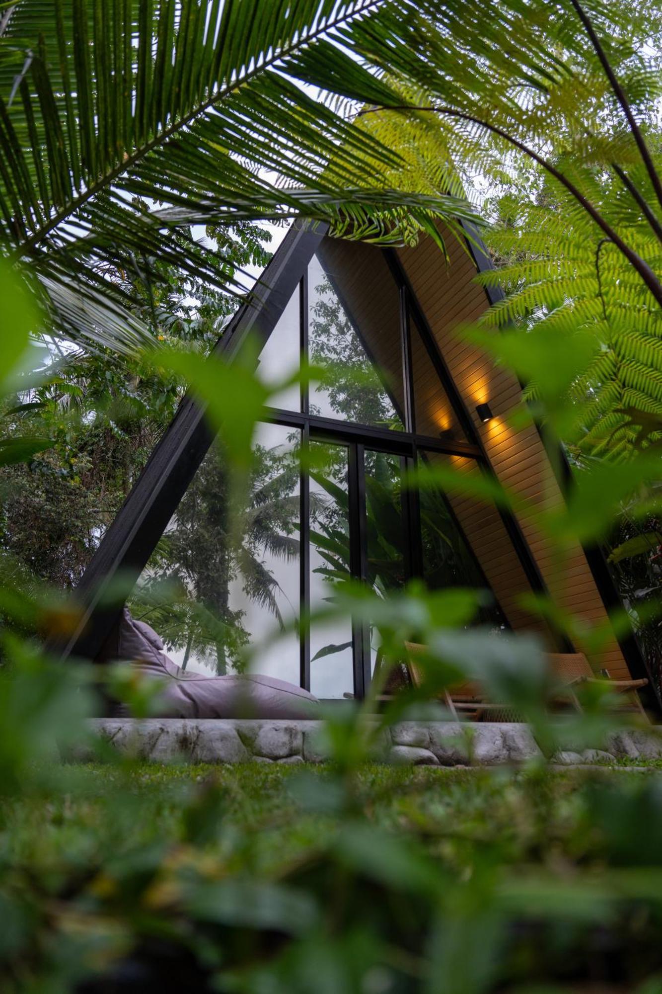 Villa Delta Casa Ubud-jungle With Volcano View & Hot Tub